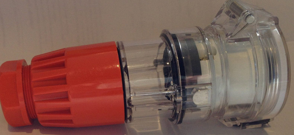 32 Amp Extension 3 pin Round Pin Socket 240V IP66 Weatherproof Single Phase