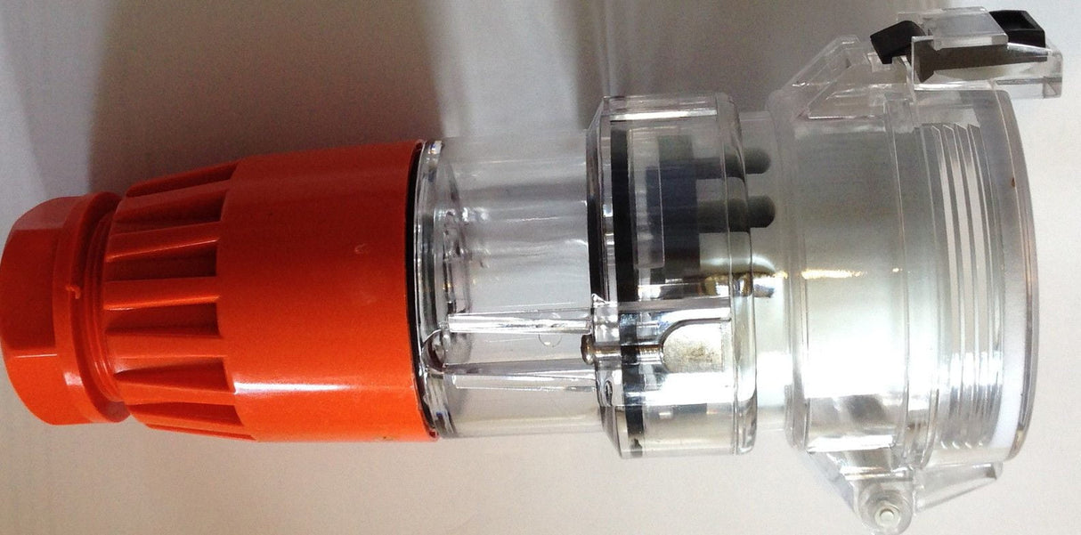 32 Amp Extension 3 pin Round Pin Socket 240V IP66 Weatherproof Single Phase