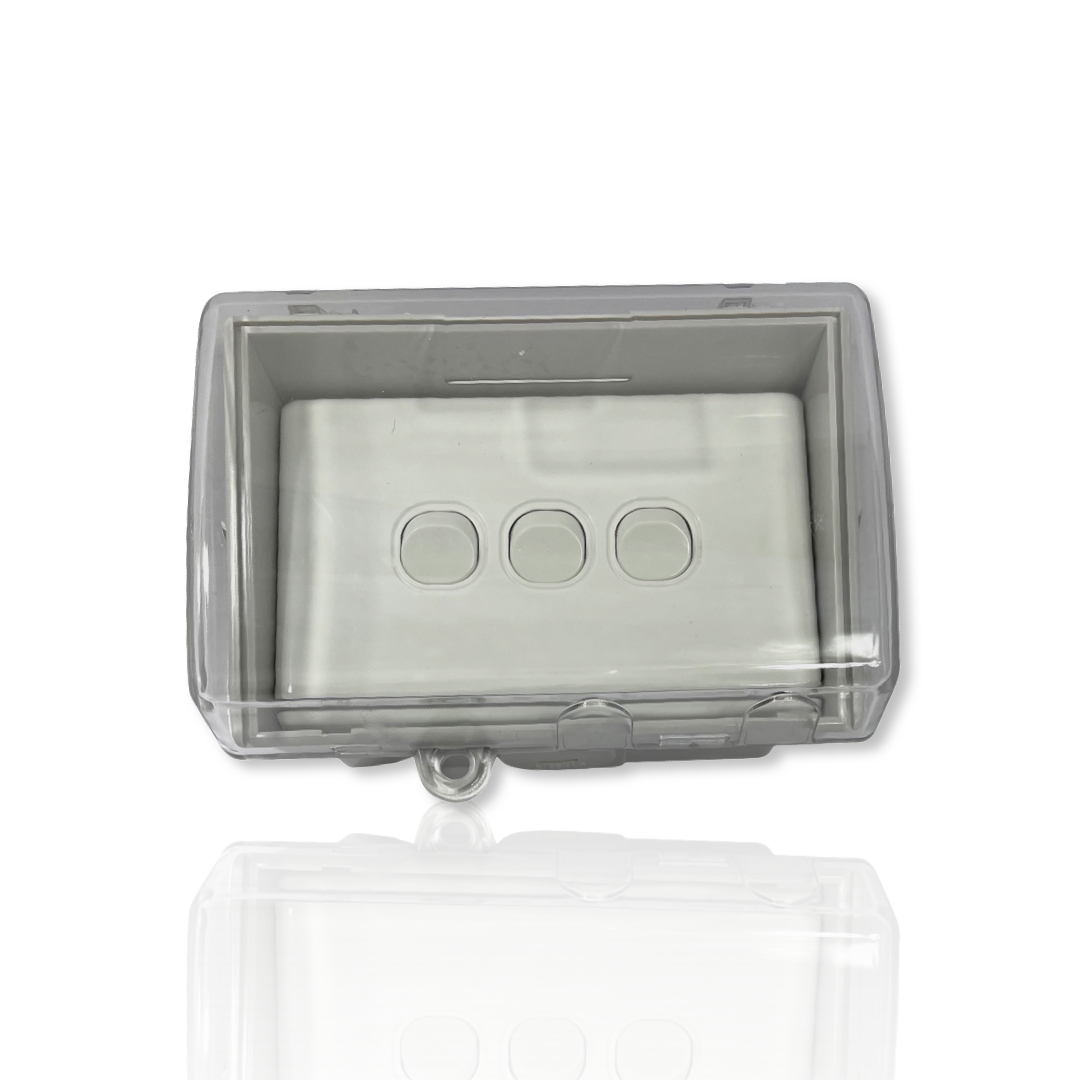 Weather proof 3 gang SWITCH & Protected WATER PROOF Enclosure Lock Clear Lid GPO