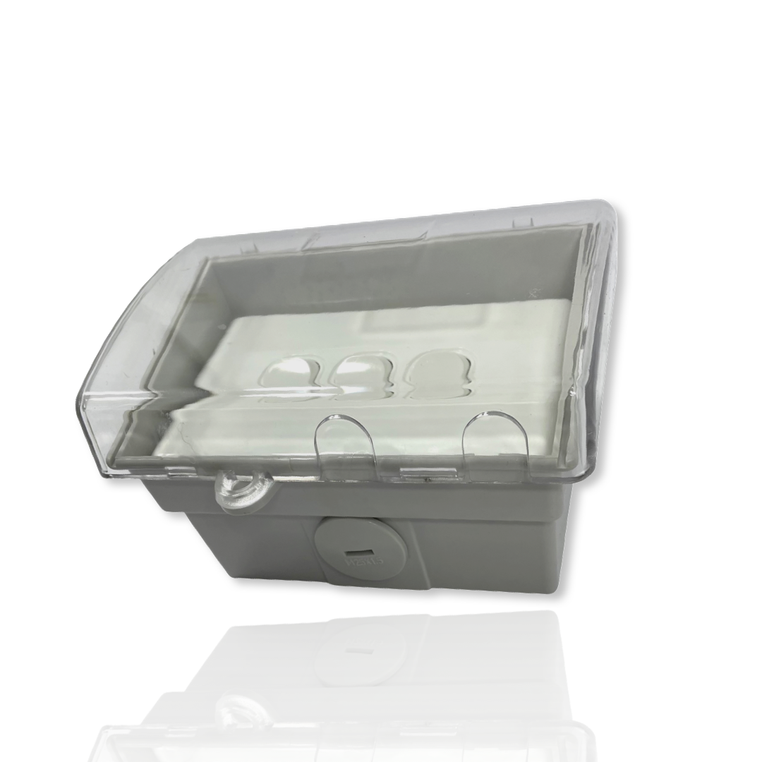 Weather proof 3 gang SWITCH & Protected WATER PROOF Enclosure Lock Clear Lid GPO